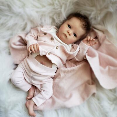 17'' Lifelike Huggable Reborn Baby Real Looking Silicone Doll SweetHouse Reborns® Vivien